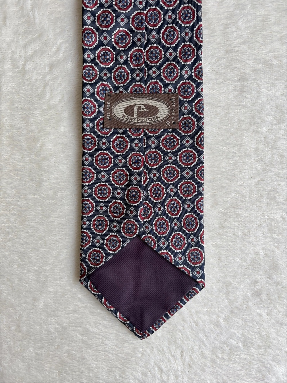 Vintage Bert Pulitzer Geometric Medallion Mens Necktie in Navy, Burgundy & White - Picture 2 of 7